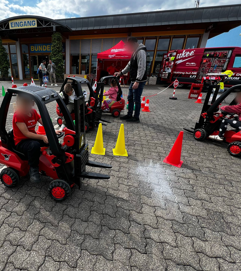 Gabelstaplerparcour für Kinder mit Führerschein!
